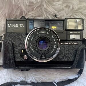Minolta Hi-Matic AF2 35MM Film Camera - PARTS